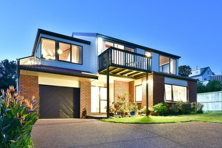 Photo of property in 56a Swann Beach Road, Stanmore Bay, Whangaparaoa, 0932
