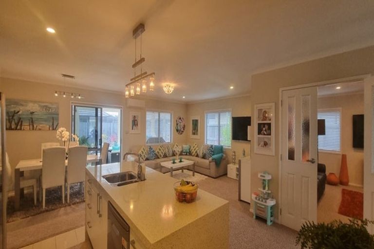 Photo of property in 82 Golden Sands Drive, Papamoa Beach, Papamoa, 3118