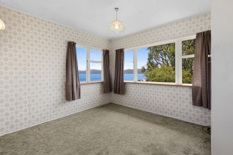Photo of property in 21 Nikau Road, Point Howard, Lower Hutt, 5013