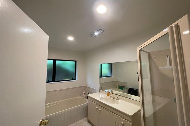 Photo of property in 30b Britannia Place, Half Moon Bay, Auckland, 2012