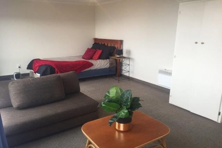 Photo of property in 3b Strawberry Lane, Fernhill, Queenstown, 9300