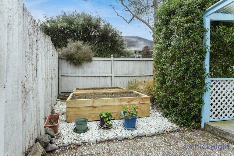 Photo of property in 1/259 Wairakei Road, Bryndwr, Christchurch, 8053