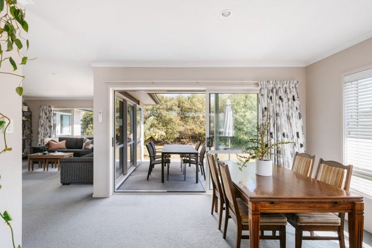 Photo of property in 7 Horokaka Place, Papamoa Beach, Papamoa, 3118