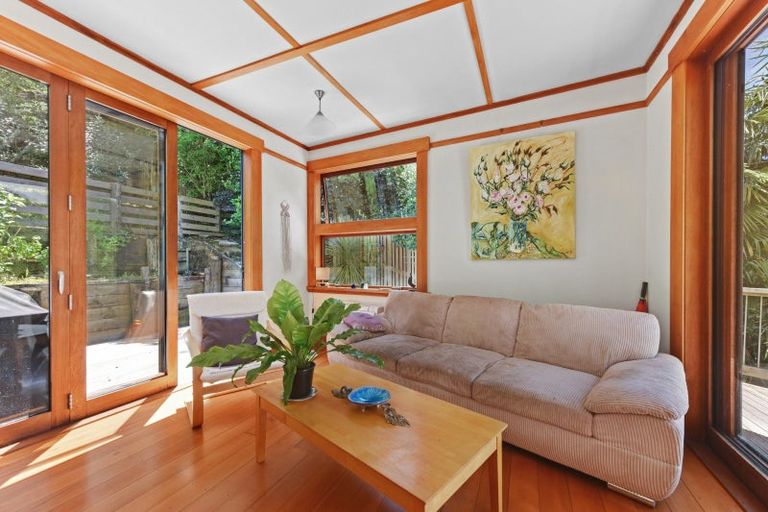 Photo of property in 60 Renwick Place, Nelson South, Nelson, 7010