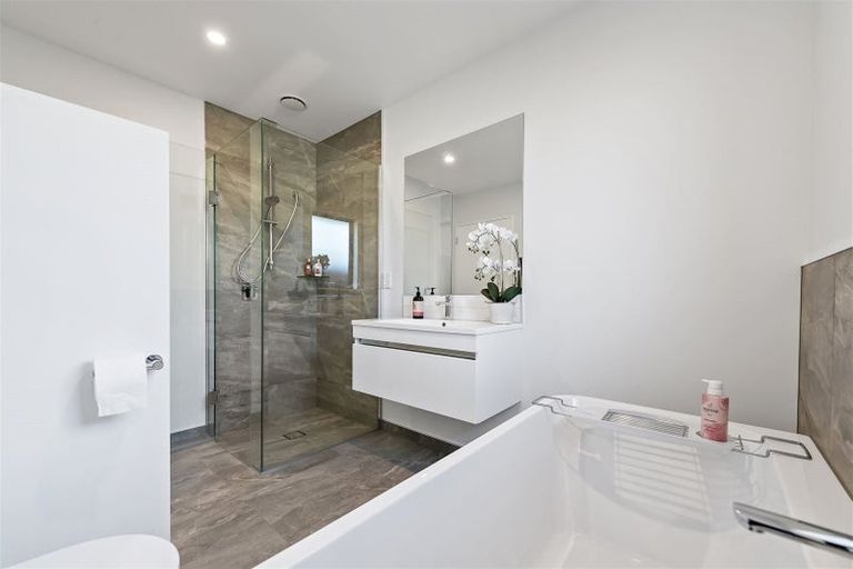 Photo of property in 11 Tulett Park Drive, Casebrook, Christchurch, 8051