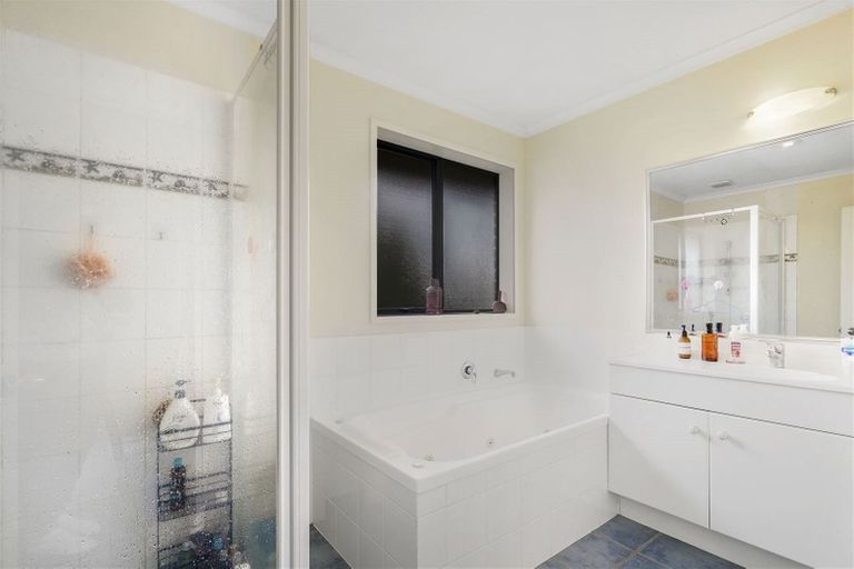 Photo of property in 1 Alconbury Drive, Rototuna North, Hamilton, 3210