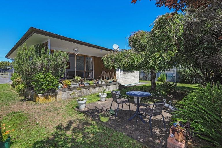 Photo of property in 52b Middle Road, Havelock North, 4130