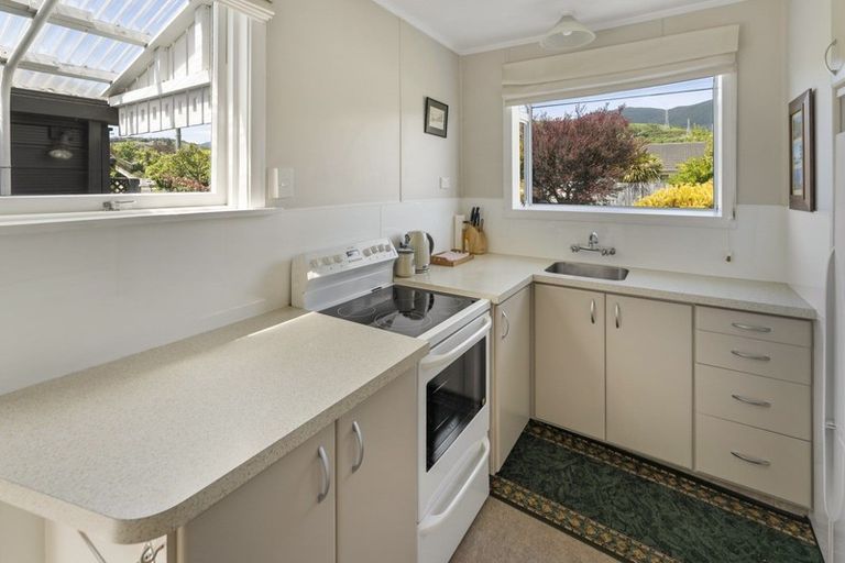 Photo of property in 22 Nikau Street, Stoke, Nelson, 7011