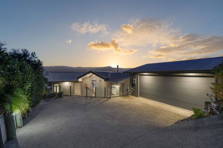 Photo of property in 8 Wiremu Road, Tairua, 3508