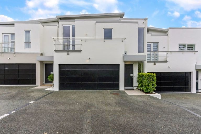 Photo of property in 5/258 Hurstmere Road, Takapuna, Auckland, 0622