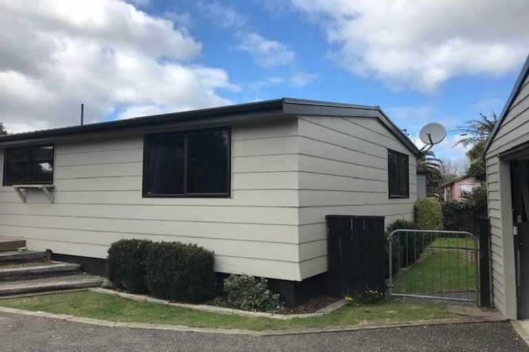 Photo of property in 23b Charles Road, Hannahs Bay, Rotorua, 3010
