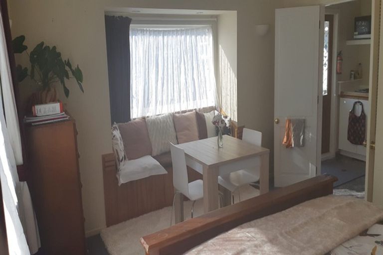 Photo of property in 27 William Street, Petone, Lower Hutt, 5012