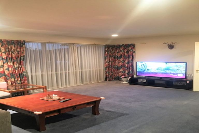 Photo of property in 4 Rosefield Lane, Northcote, Christchurch, 8052