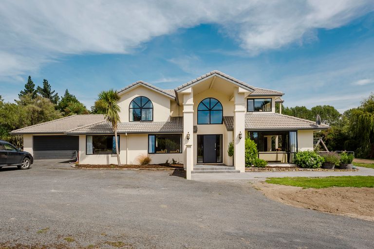 Photo of property in 30 Cemetery Road, East Taieri, Mosgiel, 9024