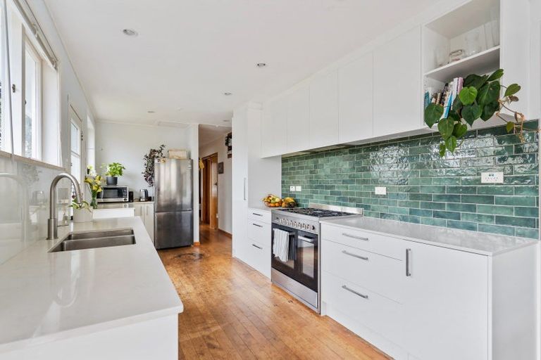 Photo of property in 17 Tuatara Drive, Te Kamo, Whangarei, 0112