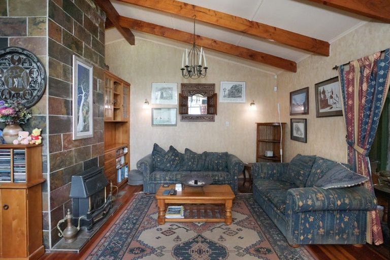 Photo of property in 40 Bond Street, Marton, 4710