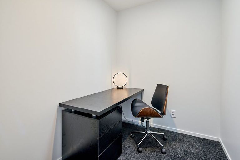 Photo of property in 58 Rangiora Avenue, Kaiwharawhara, Wellington, 6035