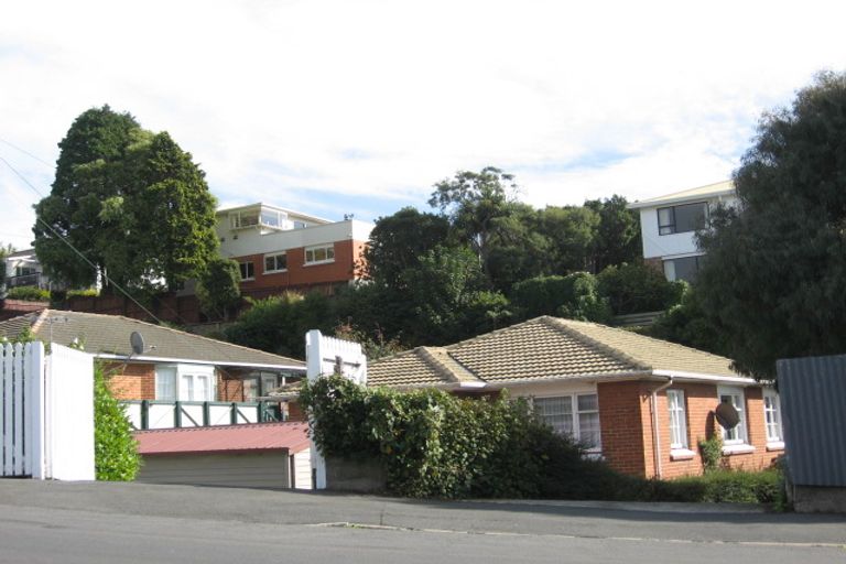 Photo of property in 4 Middleton Road, Kew, Dunedin, 9012