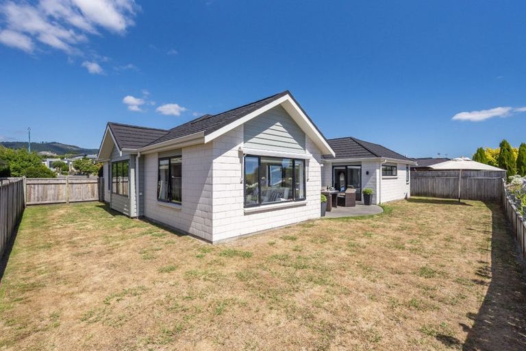 Photo of property in 176 Milne Drive, Paraparaumu, 5032