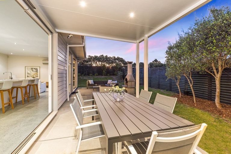 Photo of property in 22 Te Mana Street, Omaha, 0986