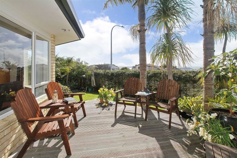 Photo of property in 46 Torkar Road, Clarks Beach, 2122