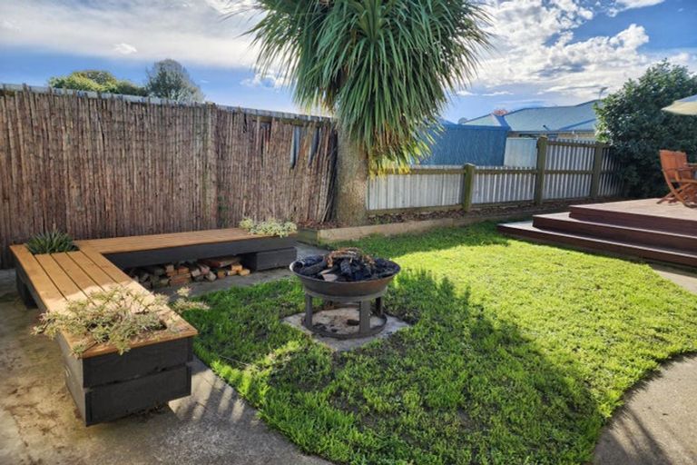 Photo of property in 811a Main North Road, Belfast, Christchurch, 8051