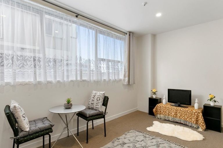 Photo of property in Regency Apartments, 3d/49 Manners Street, Te Aro, Wellington, 6011