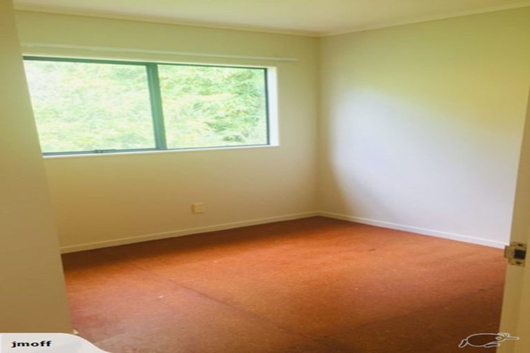 Photo of property in 49a Clayburn Road, Glen Eden, Auckland, 0602