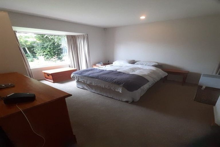 Photo of property in 2/10 Peel Street, Strowan, Christchurch, 8052