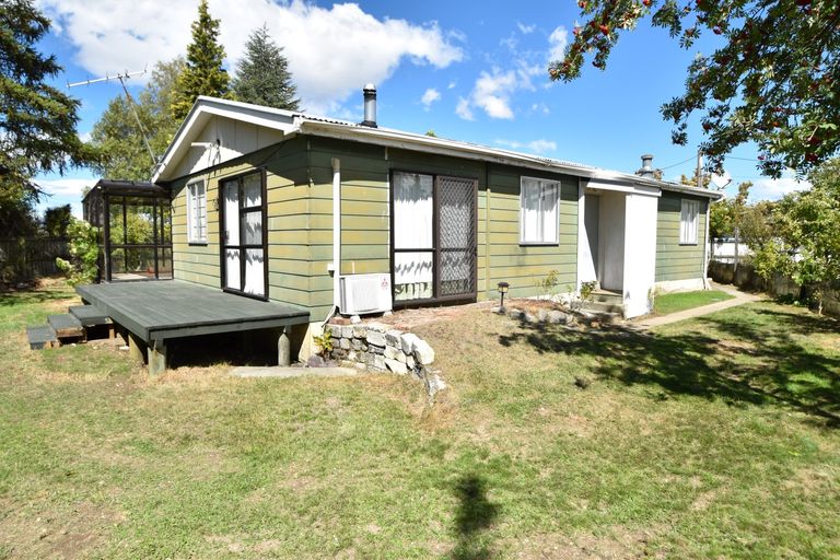 Photo of property in 15 Hallewell Road, Twizel, 7901