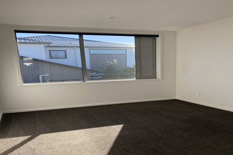 Photo of property in 7 Gunn Way, Hobsonville, Auckland, 0616