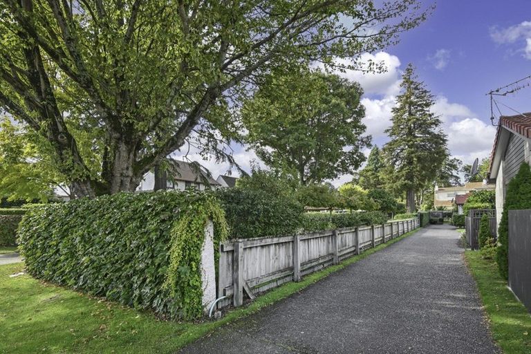 Photo of property in 2/505 Fitzroy Avenue, Hastings, 4122