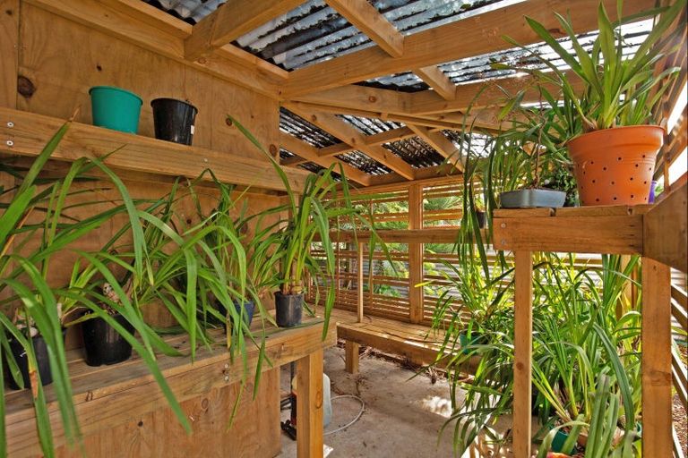 Photo of property in 101 Koputara Road, Himatangi Beach, Foxton, 4891