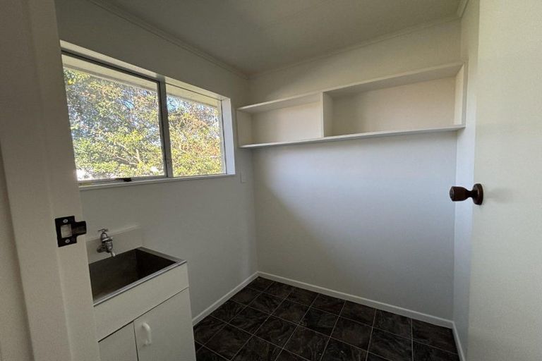 Photo of property in 20 Hood Street, Castlecliff, Whanganui, 4501