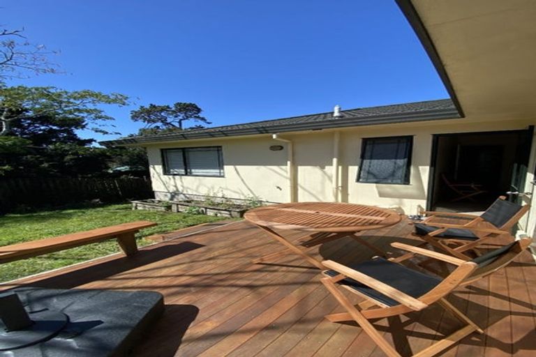 Photo of property in 24 Jubaea Place, Henderson, Auckland, 0610