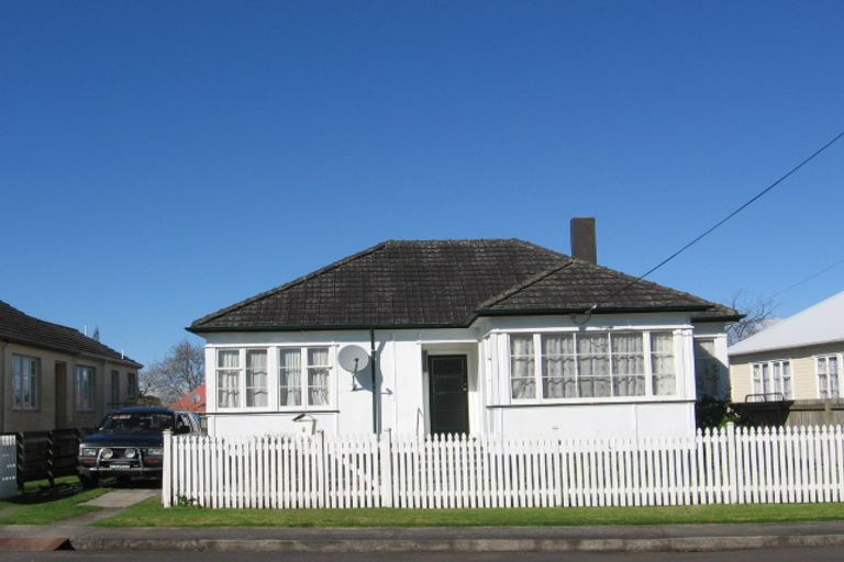 Photo of property in 6 Killen Street, Kensington, Whangarei, 0112