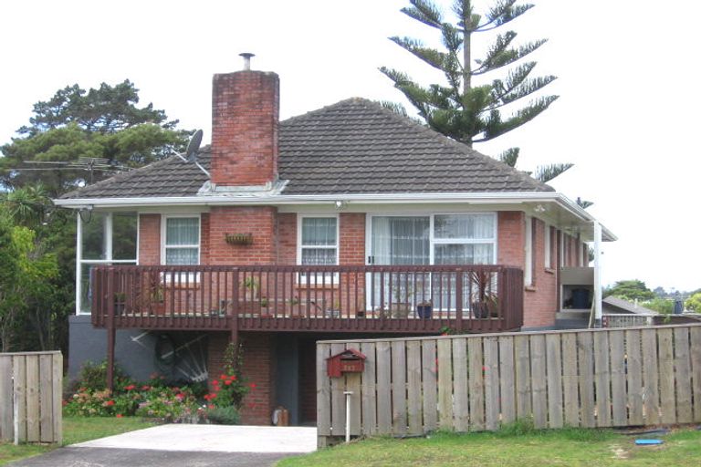 Photo of property in 2/297 Rangatira Road, Beach Haven, Auckland, 0626