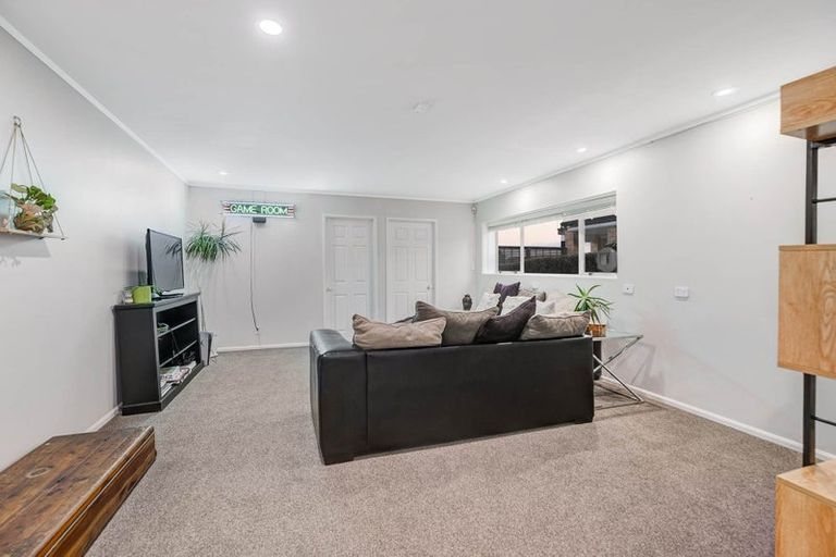 Photo of property in 27 Clansman Terrace, Gulf Harbour, Whangaparaoa, 0930