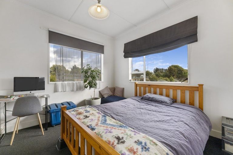 Photo of property in 66 London Street, Hampden, 9410