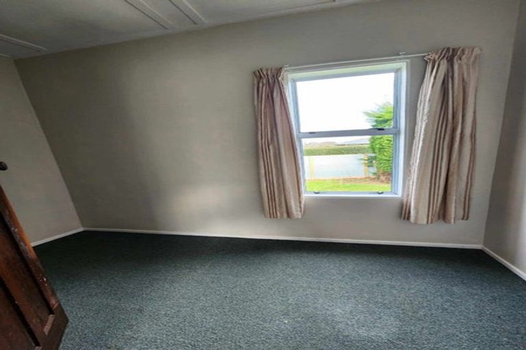 Photo of property in 46 Largs Street, Wallacetown, 9816