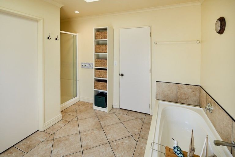 Photo of property in 79 Michael Road, Paraparaumu Beach, Paraparaumu, 5032