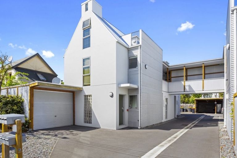 Photo of property in 3/35 Ely Street, Christchurch Central, Christchurch, 8013