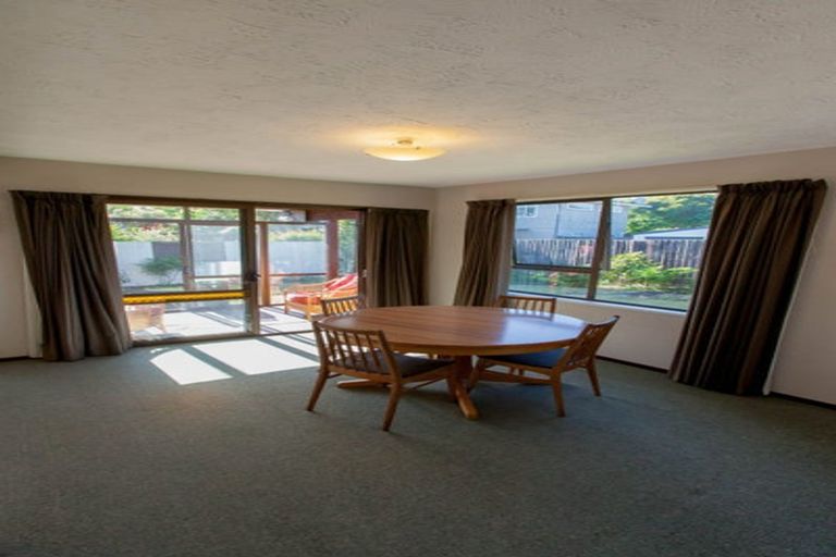 Photo of property in 2/14 Merrin Street, Avonhead, Christchurch, 8042