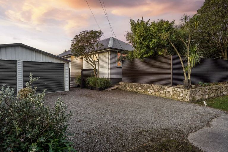 Photo of property in 5 Burnbrae Street, Saint Martins, Christchurch, 8022