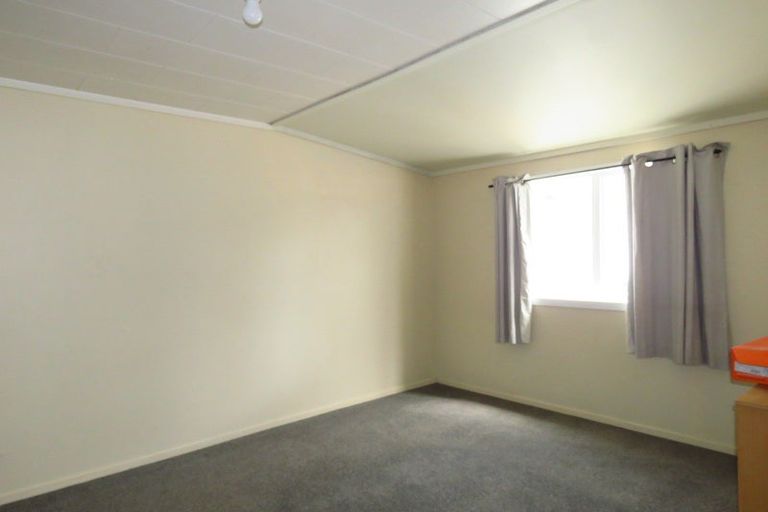 Photo of property in 5 Fonblanque Street, Westport, 7825