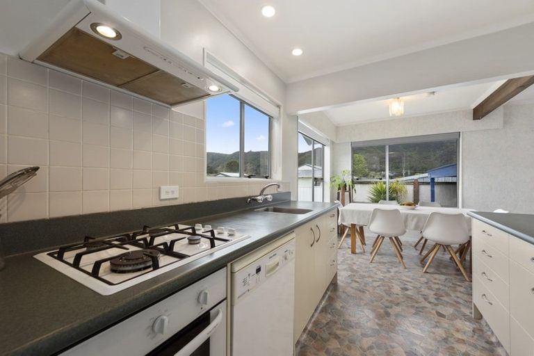 Photo of property in 3 Stockdale Street, Wainuiomata, Lower Hutt, 5014