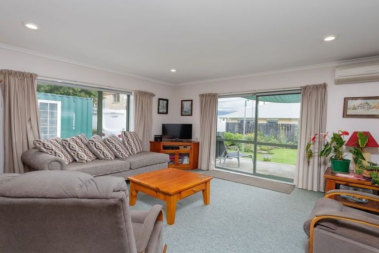 Photo of property in 11c Exeter Street, Waimate, 7924