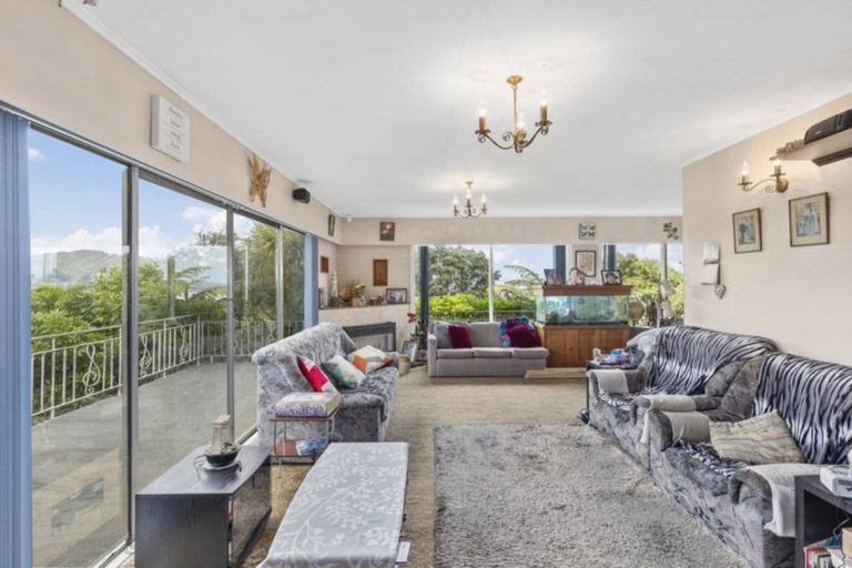 Photo of property in 10 Bedford Grove, Kelson, Lower Hutt, 5010