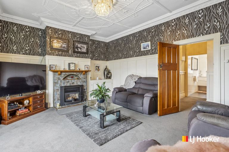 Photo of property in 61 Hazel Avenue, Caversham, Dunedin, 9012