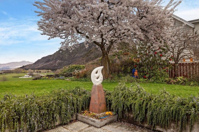 Photo of property in 4 Shaw Street, Arrowtown, 9302